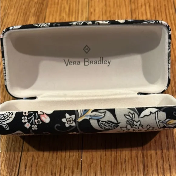 Vera Bradley Black and Gray Floral Glasses Case - Picture 4 of 7